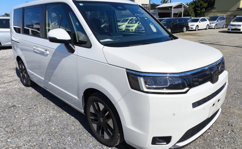 HONDA STEPWGN AIR 8 МЕСТ 2022