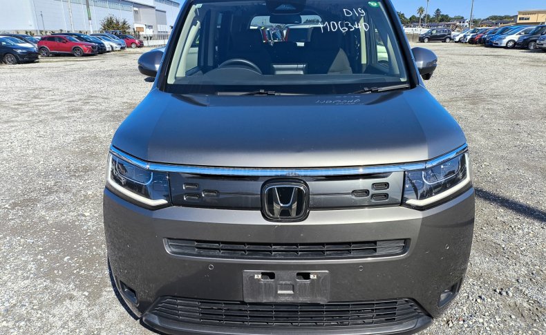 HONDA STEPWGN AIR 8 МЕСТ 2022