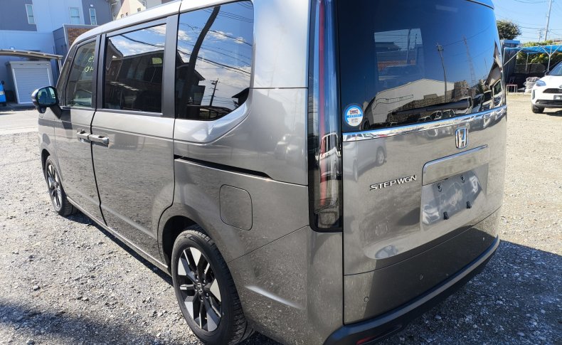 HONDA STEPWGN AIR 8 МЕСТ 2022
