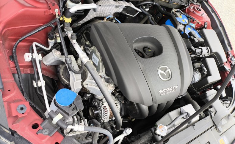 MAZDA AXELA 15S 2017