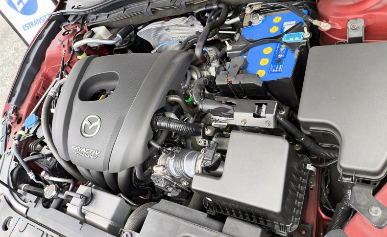 MAZDA AXELA 15S 2017
