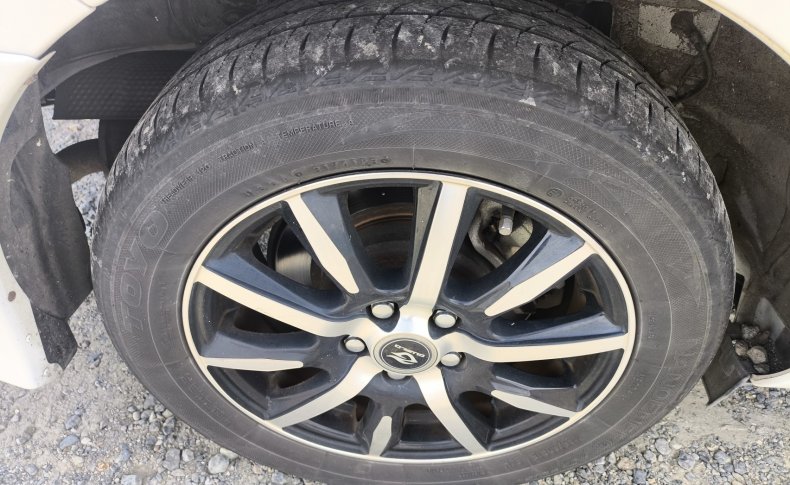 TOYOTA SIENTA G 2016