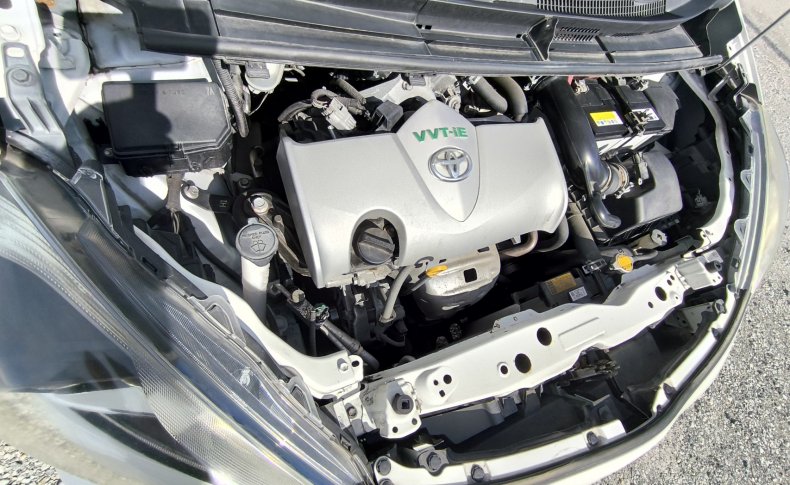 TOYOTA SIENTA G 2016