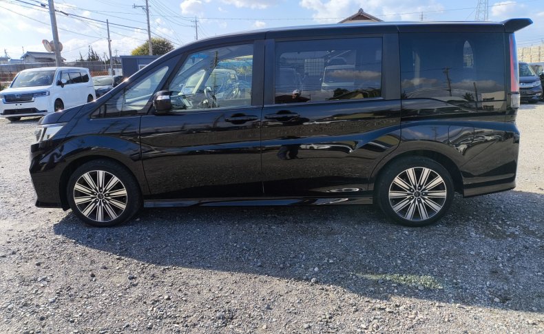 HONDA STEPWGN SPADA SPADA HONDA SENSING 2017