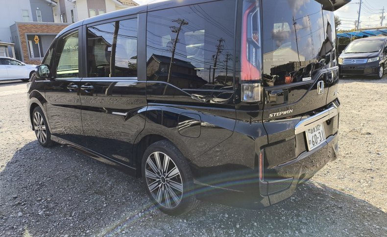 HONDA STEPWGN SPADA SPADA HONDA SENSING 2017