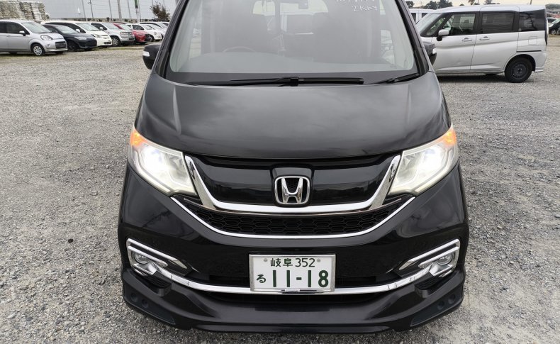 HONDA STEPWGN SPADA SPADA 7 PESRON 2015