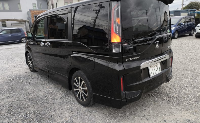 HONDA STEPWGN SPADA SPADA 7 PESRON 2015