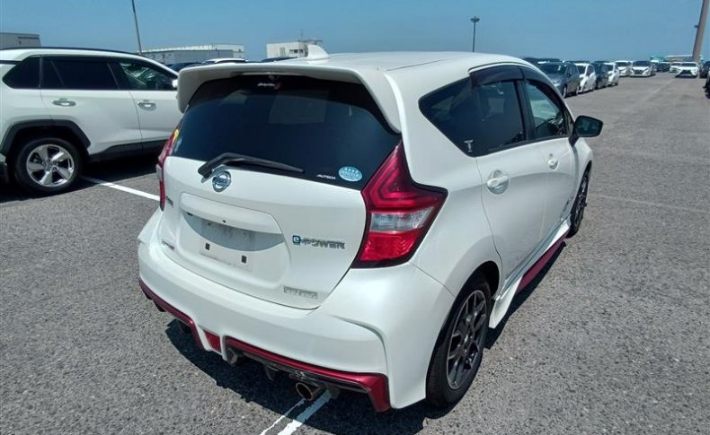 NISSAN NOTE E-POWER NISMO 2017