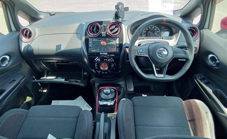 NISSAN NOTE E-POWER NISMO 2017