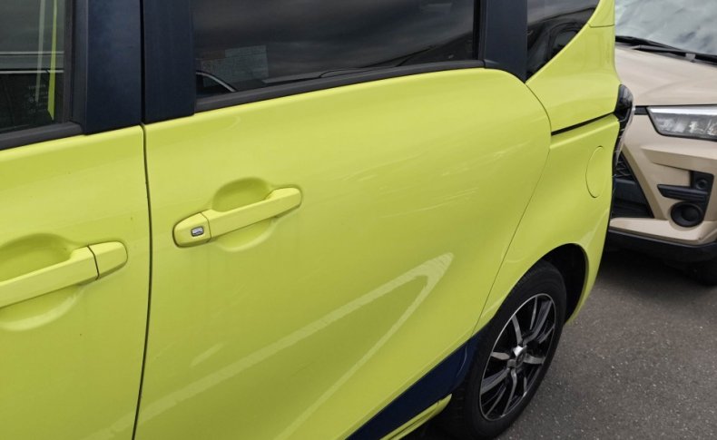 TOYOTA SIENTA X 2015