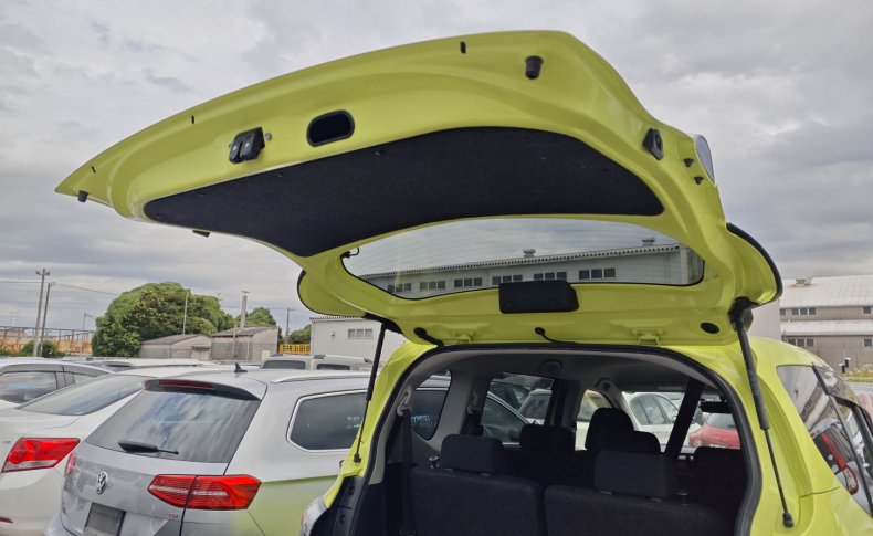 TOYOTA SIENTA X 2015