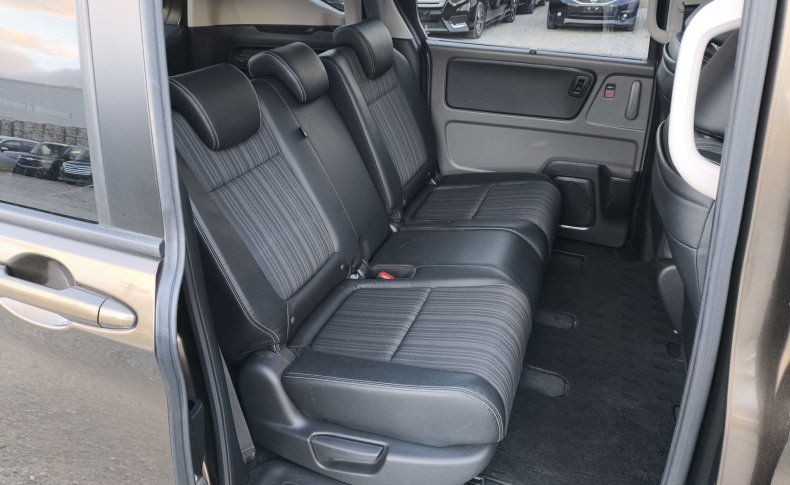 HONDA FREED + G 2016