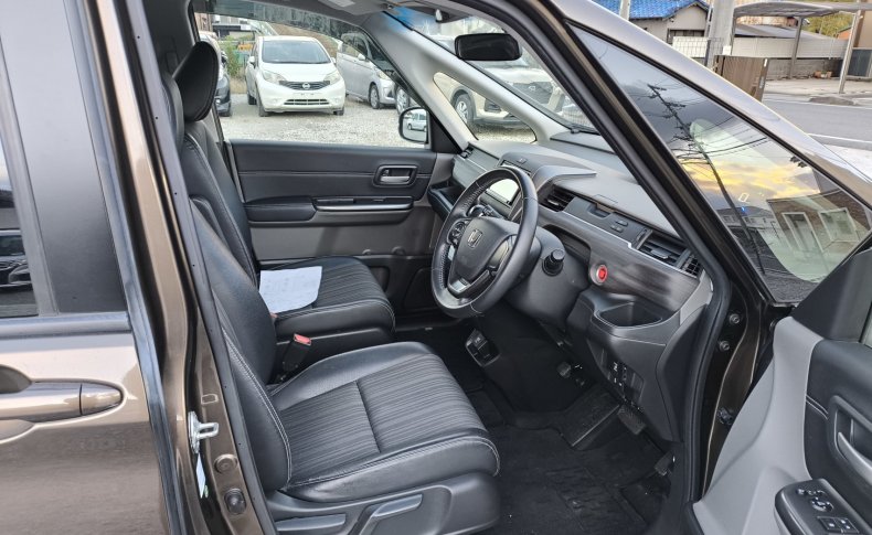 HONDA FREED + G 2016