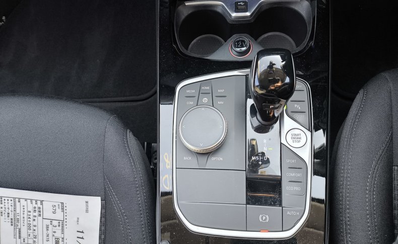 BMW 1-SERIES 118i 2021