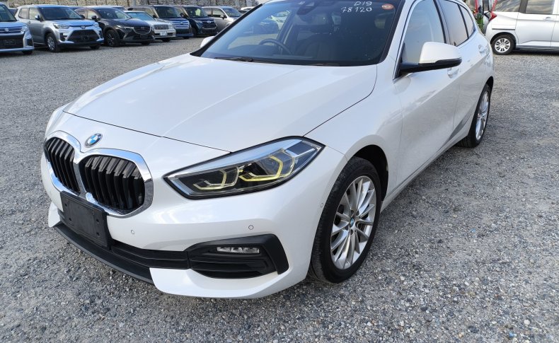 BMW 1-SERIES 118i 2021