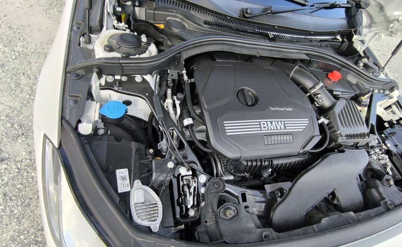 BMW 1-SERIES 118i 2021