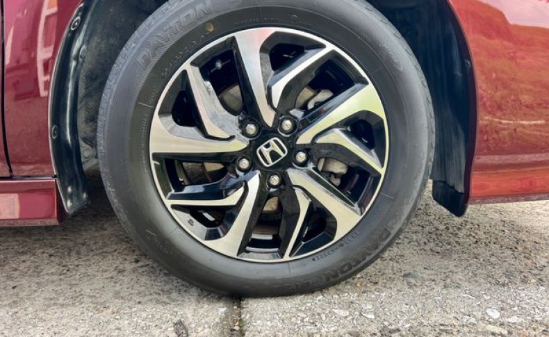 HONDA STEPWGN SPADA HONDA SENSING 2017
