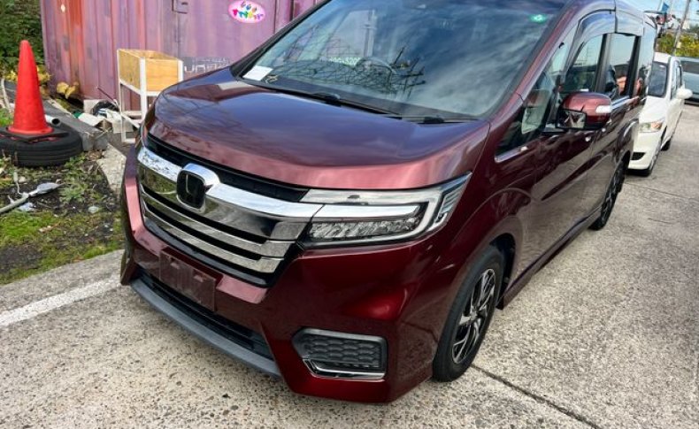 HONDA STEPWGN SPADA HONDA SENSING 2017