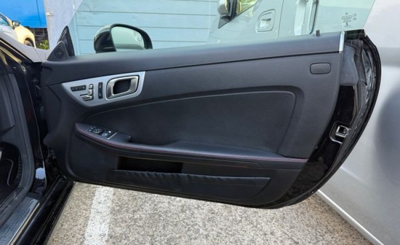 MERCEDES BENZ SLC 180 SPORTS 2016