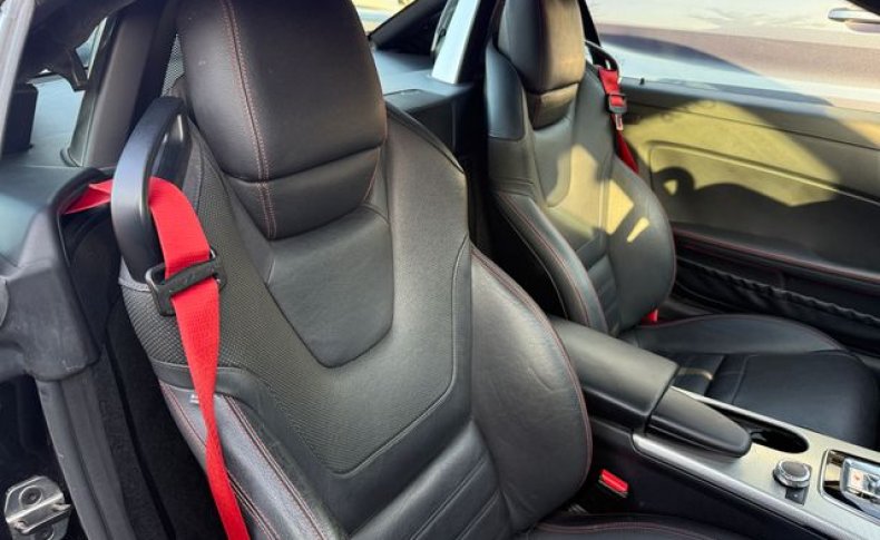 MERCEDES BENZ SLC 180 SPORTS 2016