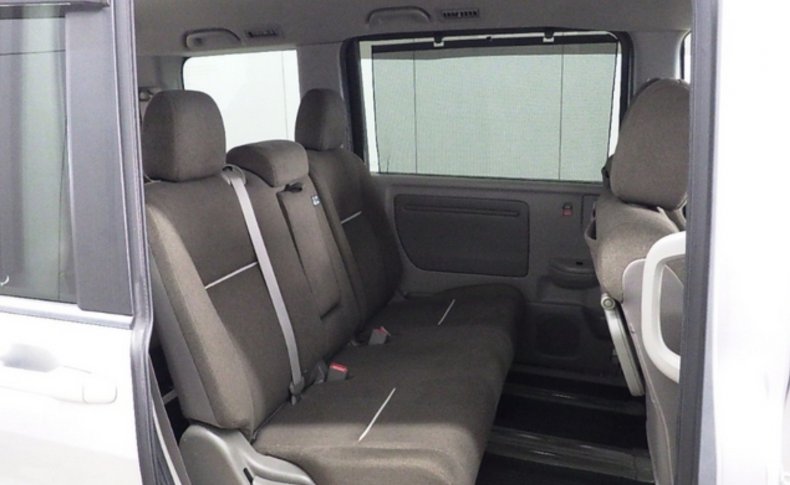 HONDA STEPWGN G 8 МЕСТ 2015