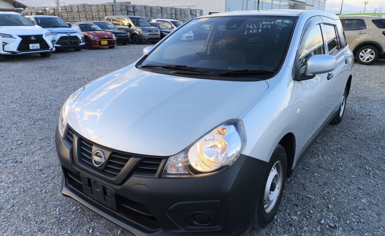 NISSAN AD VE 2022