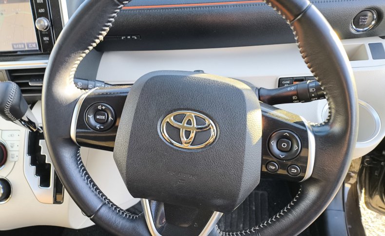 TOYOTA SIENTA G 4 WD 2017