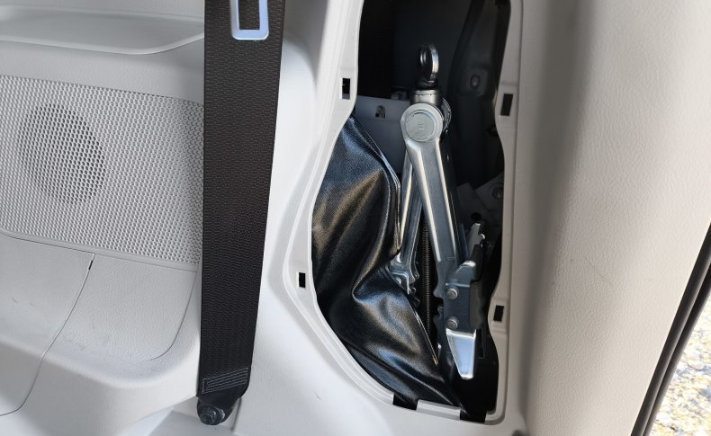 TOYOTA SIENTA G 4 WD 2017