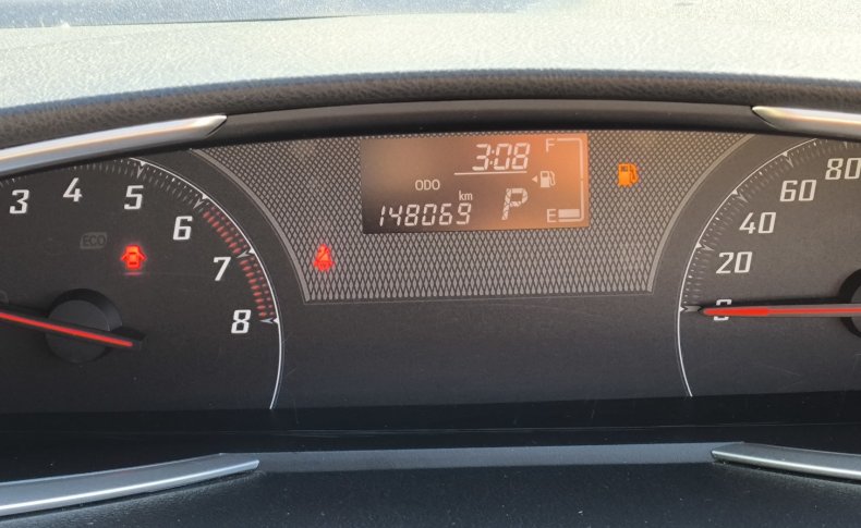 TOYOTA SIENTA X 4WD 2015