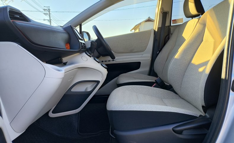 TOYOTA SIENTA X 4WD 2015