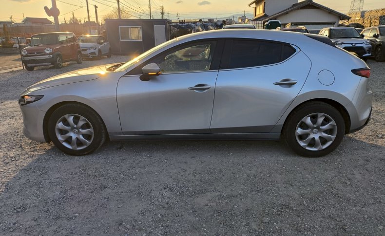 MAZDA MAZDA 3 1.5 2023
