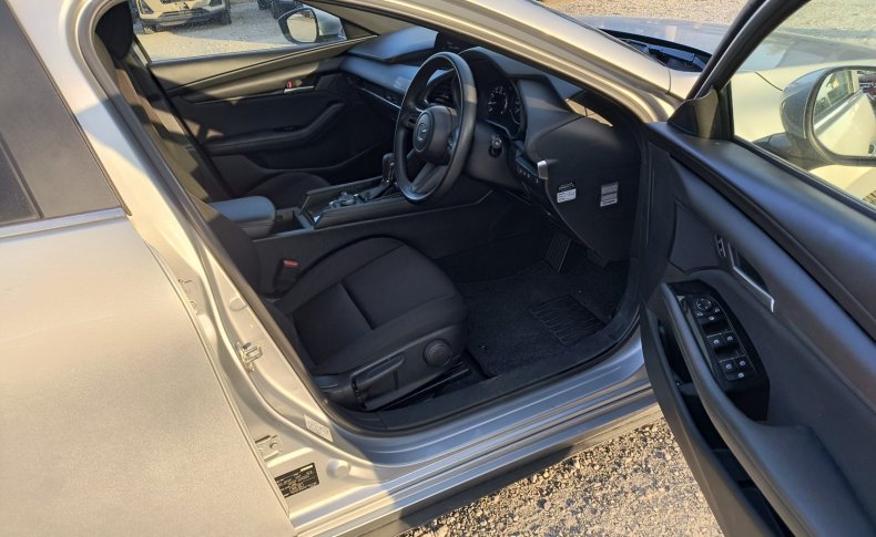 MAZDA MAZDA 3 1.5 2023