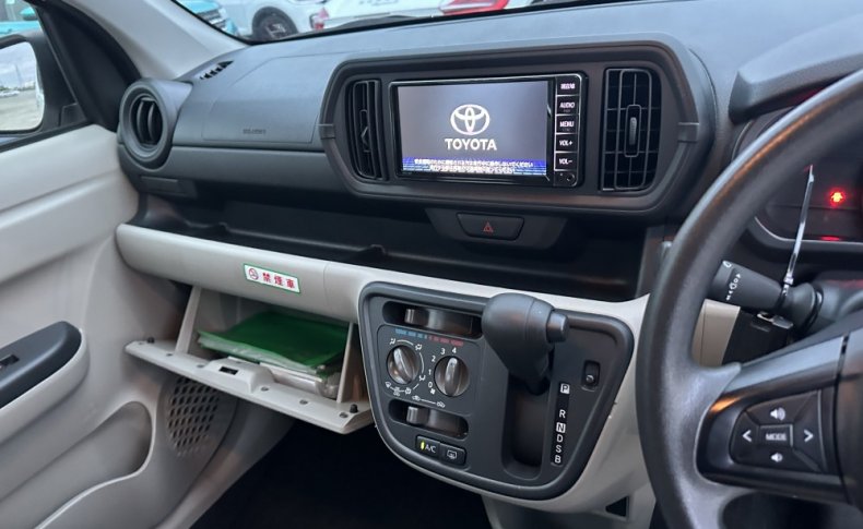 TOYOTA PASSO X S 2019
