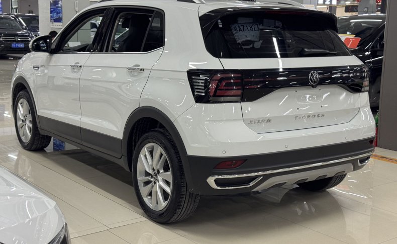VOLKSWAGEN T-CROSS  2022