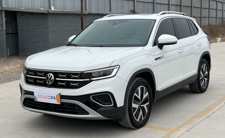 VOLKSWAGEN TAYRON  2022
