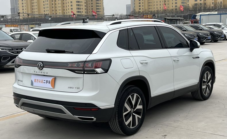 VOLKSWAGEN TAYRON  2022