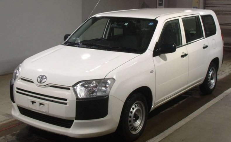 TOYOTA PROBOX DX COMFORT 2019