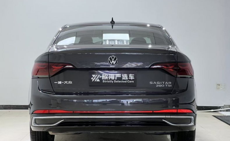 VOLKSWAGEN SAGITAR  2022