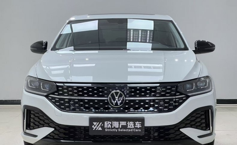 VOLKSWAGEN LAVIDA  2022