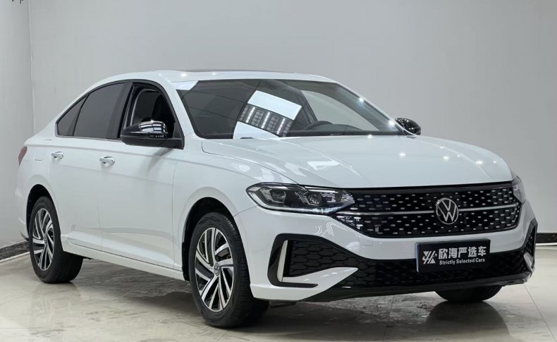 VOLKSWAGEN LAVIDA  2022
