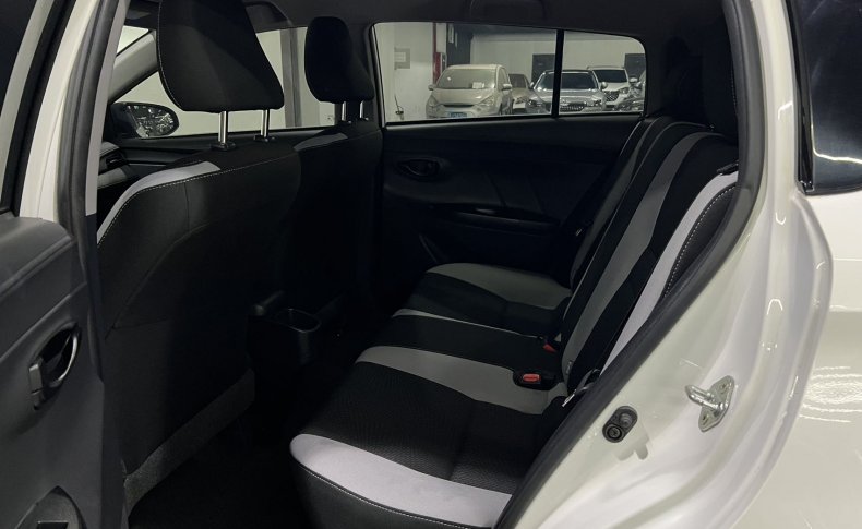 TOYOTA YARIS  2022