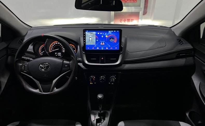 TOYOTA YARIS  2022