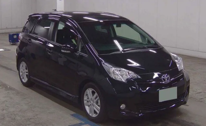 TOYOTA RACTIS S 2013