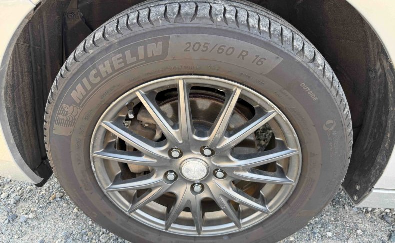 HONDA STEPWGN G 4WD 2015