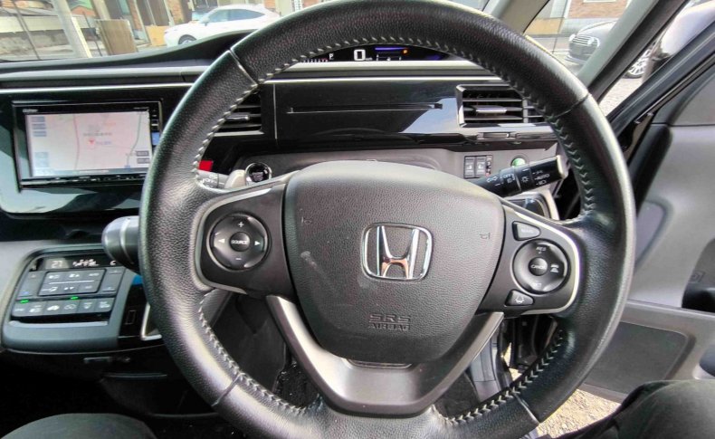 HONDA STEPWGN Spada Honda Sensing 2016