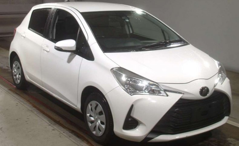 TOYOTA VITZ F 2019