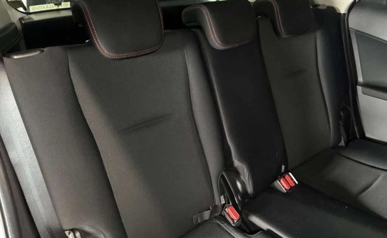 TOYOTA RACTIS S 2012