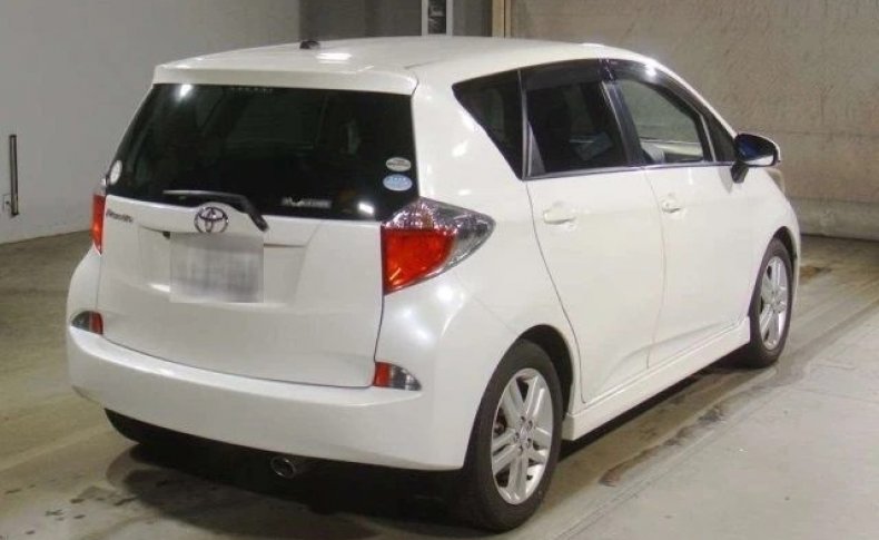 TOYOTA RACTIS S 2012