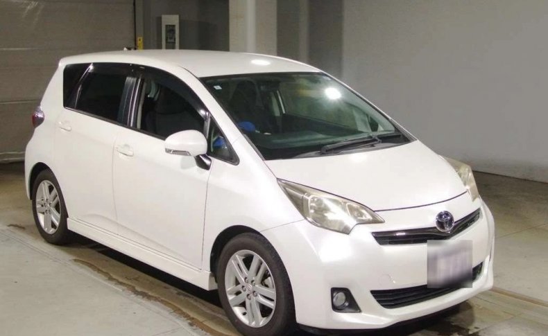 TOYOTA RACTIS S 2012