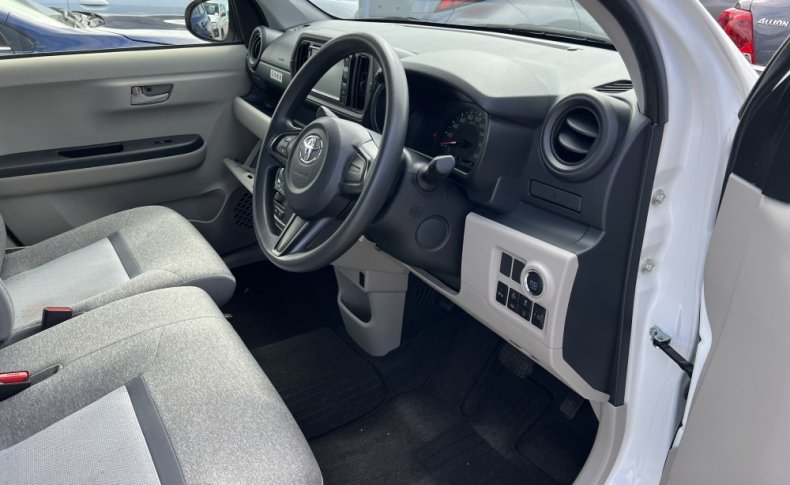 TOYOTA PASSO X S 2019